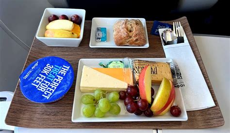 Review: Alaska Airlines 737-900ER First Class (SEA-MIA) - One Mile at a ...