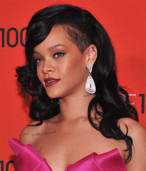 46 Rihanna Hairstyles from 2006 to 2022 - PureWow