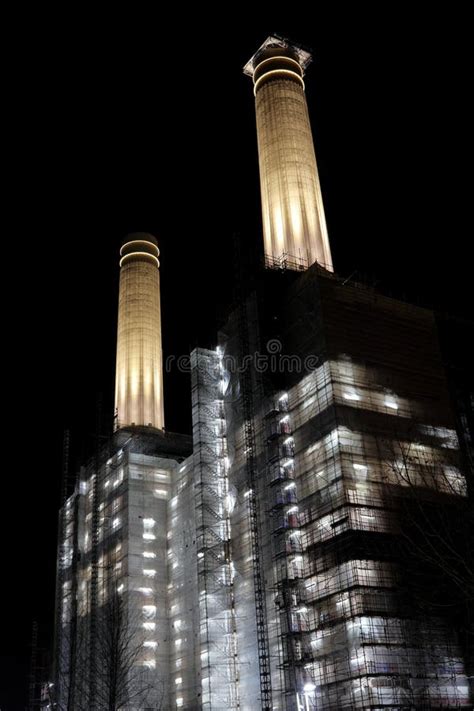 Battersea Power Station Night View in London Editorial Photo - Image of ...