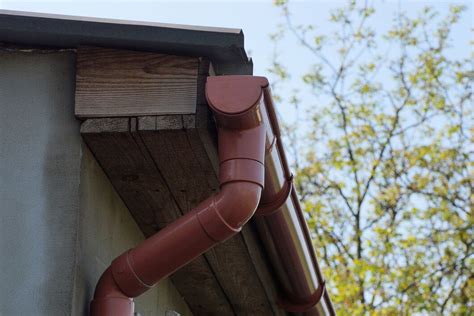 Downspouts Prices | Cost to Install Downspouts