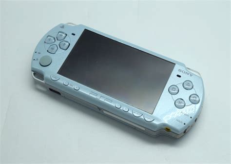 Sony PSP 2000 Console Light Blue - Baxtros