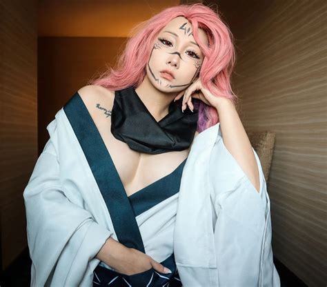 JuJutsu Kaisen Sukuna Ryoume Cosplay by@miisopunny : cosplaygirls