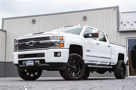 Lifted 2017 Chevy Silverado 2500HD with 3.5 Inch Rough Country Lift Kit and 22×10 Moto Metal ...