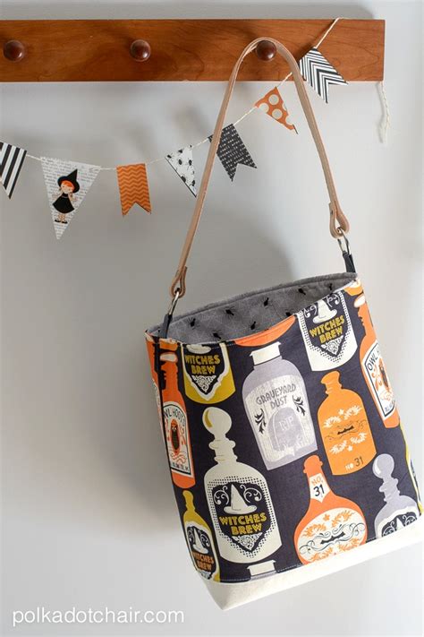 Trick or Treat Bucket Bag Sewing Pattern | Polka Dot Chair