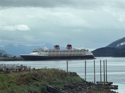 Disney Cruise Alaska 2024 & 2025 Guide: ESSENTIAL Cruise Tips