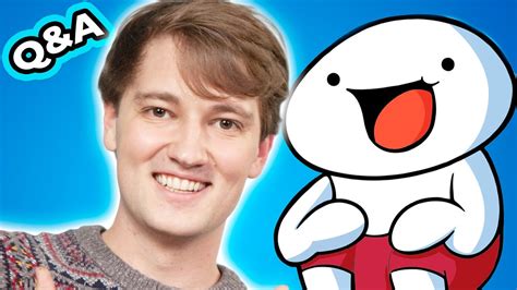 James Rallison of TheOdd1sOut Answers Your Questions at VidCon! - YouTube