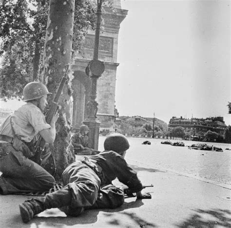 World War II in Pictures: Liberation of Paris, August 1944