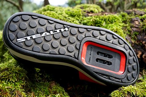 Review: The Revamped Five Ten Hellcat Shoe - Singletracks Mountain Bike ...