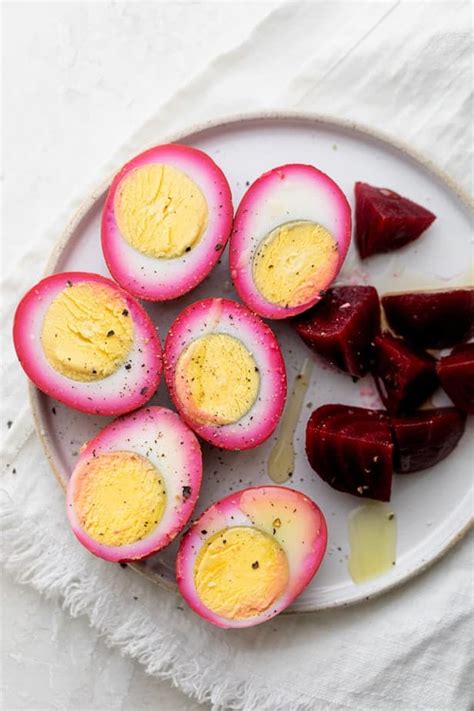 Beet Pickled Eggs | FeelGoodFoodie