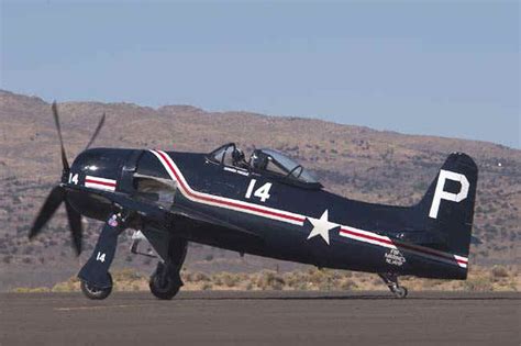 Warbird Alley: Grumman F8F Bearcat