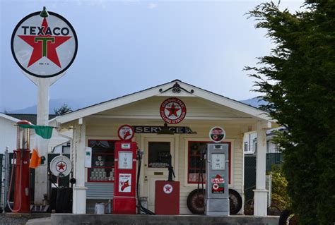 Vintage Texaco station – Sequim Daily Photo