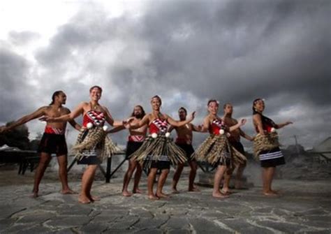 The 5 Best Whakarewarewa Tours & Tickets 2020 - Rotorua | Viator