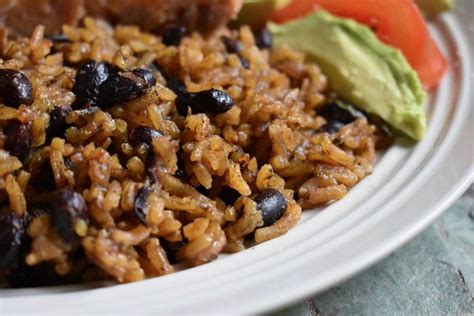 Arroz Congrí (Cuban Rice & Black Beans) — The Sofrito Project in 2020 ...