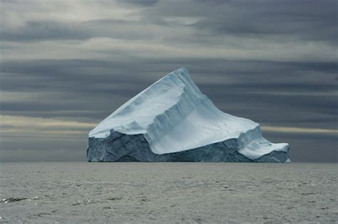 Iceberg 3 - East Greenland - Arctic Travel Pictures