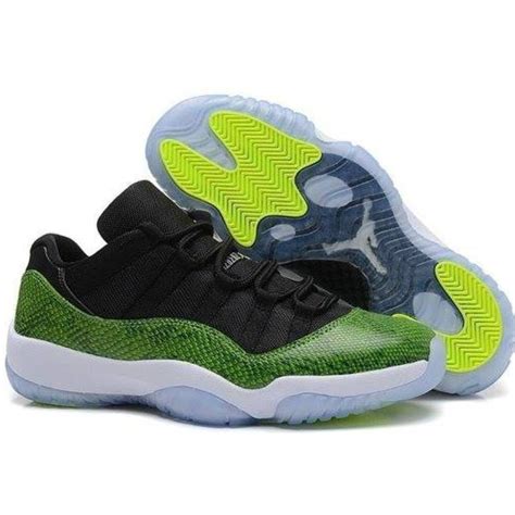 NIKE AIR JORDAN 11/AJ 11, Men's Fashion, Footwear, Sneakers on Carousell