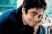 Benicio Del Toro Fear And Loathing GIFs | Tenor