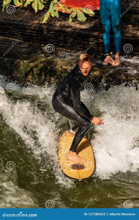 Surfing on the River - Englischer Garten Munich Editorial Image - Image ...