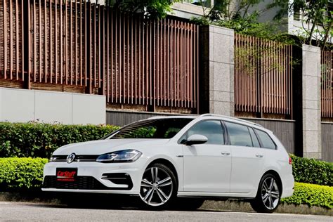 耐看、實用、又會跑！Volkswagen Golf Variant 280 TSI R-Line試駕報導 - CarStuff 人車事