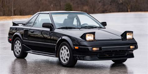 These '90s Sports Cars Are Surprisingly Cheap To Maintain
