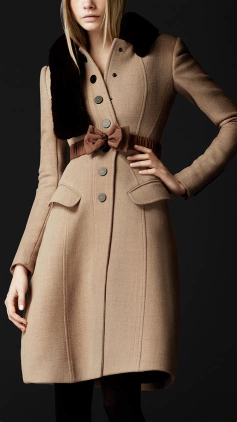 Lyst - Burberry Prorsum Crêpe Wool Tailored Coat in Natural