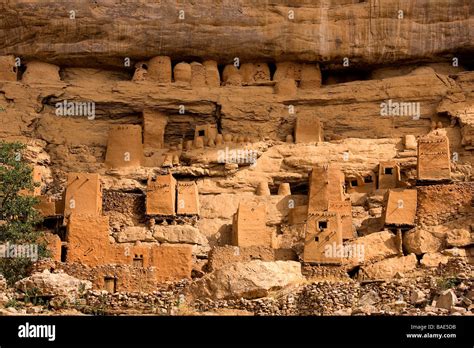 Mali, Dogon Country, Bandiagara Cliffs classified as World Heritage by UNESCO, Teli village with ...