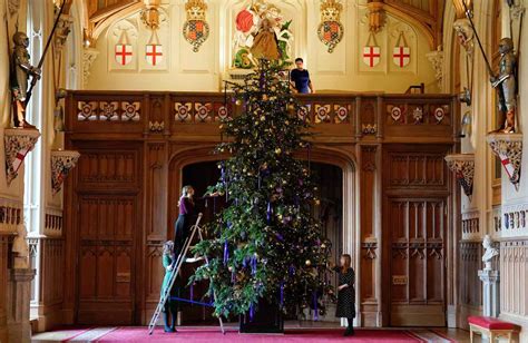 Christmas at Windsor Castle! See All the Ornate Holiday Decorations