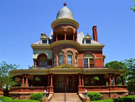 American Homestead: An American Homestead: The Seiberling Mansion