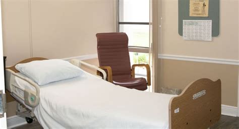 Preventing Falls from Bed in a Nursing Home | Free Consultation