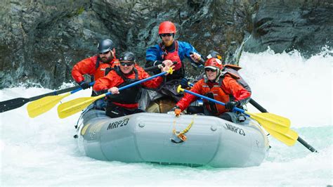 FAQs: What to Wear for Whitewater Rafting | Whitewater Guidebook