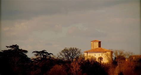 €890k Gers, FRANCE. 14th Century Gascony Castle For Sale - Castleist