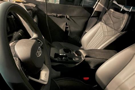 Geely FX11 SUV Interior Photos Leaked In China