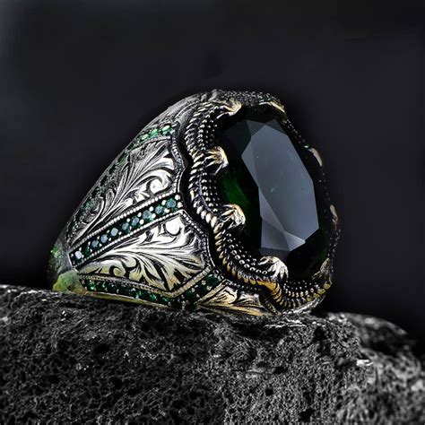 Details more than 163 wearing emerald ring benefits best - xkldase.edu.vn