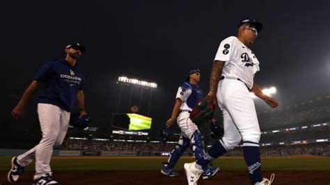 3 puzzling decisions that ended Dodgers’ 2022 season too early