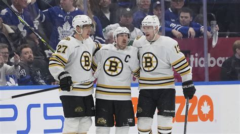 Bruins' Brad Marchand dealt concerning injury after Panthers' Sam ...