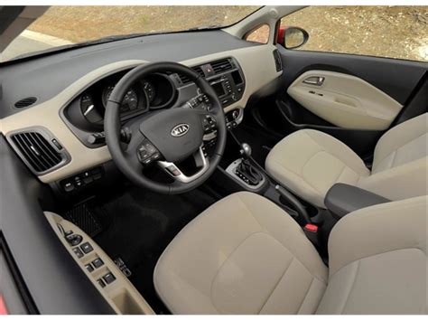 2015 Kia Rio: 55 Interior Photos | U.S. News