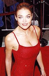 Denise Richards - Wikipedia