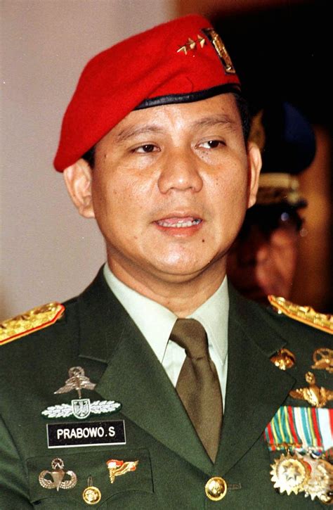 Biografi Prabowo Subianto Bahasa Inggris – Tulisan