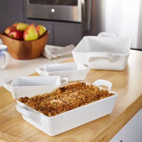 CANVAS Stoneware Bakeware Set, White, Assorted Sizes, 4-pc | Canadian Tire | Bakeware set ...