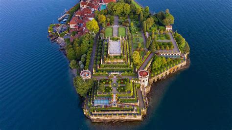 Lake Maggiore Isola Bella Gardens | Fasci Garden