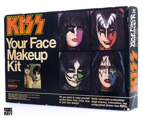 KISS YOUR FACE MAKEUP KIT