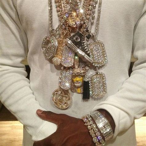 Floyd Mayweather shows off his chains - Photos - Inside the luxurious ...