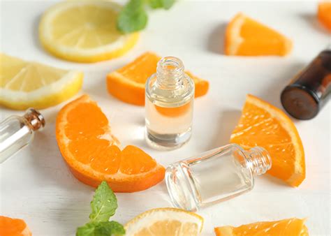 12 Citrus Essential Oil Benefits As Proven by Science | WellMe