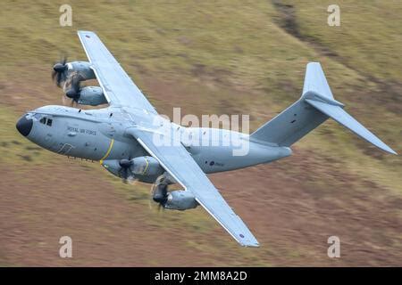 Atlas A400 Mach Loop Stock Photo - Alamy