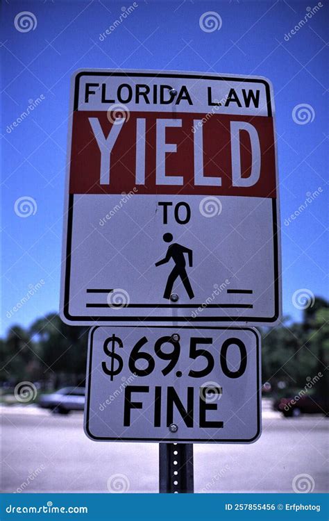 $69.50 Fine Violating YIELD Sign in Florida Stock Photo - Image of ...