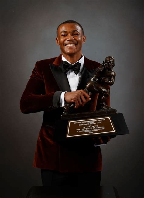 Heisman Trophy: Alabama’s DeVonta Smith becomes 1st receiver to win in ...