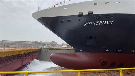 Behind The Scenes: Rotterdam Ship Construction [PHOTOS]