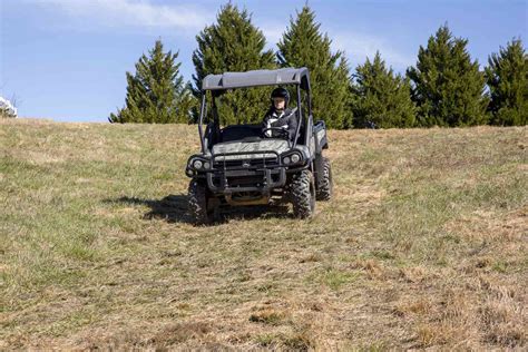 2017 UTV Evaluation: John Deere Gator 825i