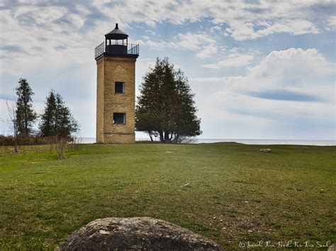 Peninsula Point Lighthouse | Upper Michigan Lighthouses | Travel The ...