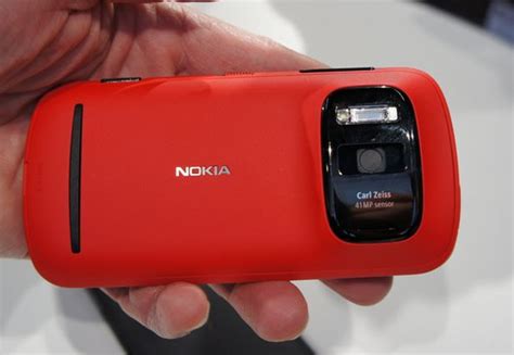 The Best Phone Camera on The Market: Nokia 808 PureView 41MP for ...