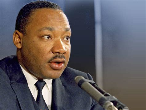 Iconic photos of Dr. Martin Luther King Jr. - CBS News